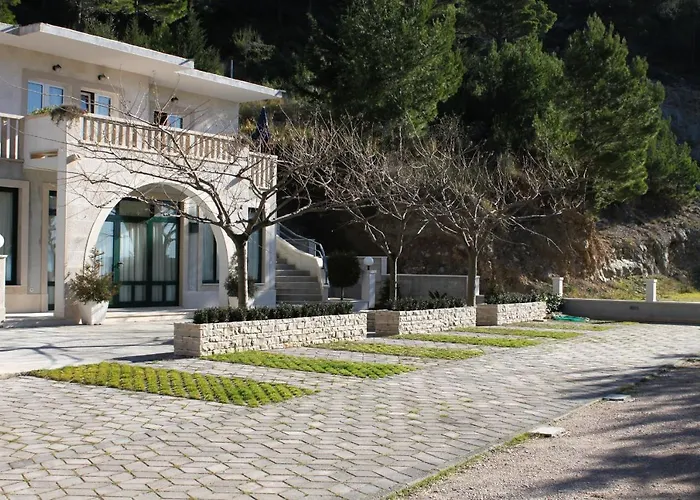 Triple 6056a Vendégház Brela