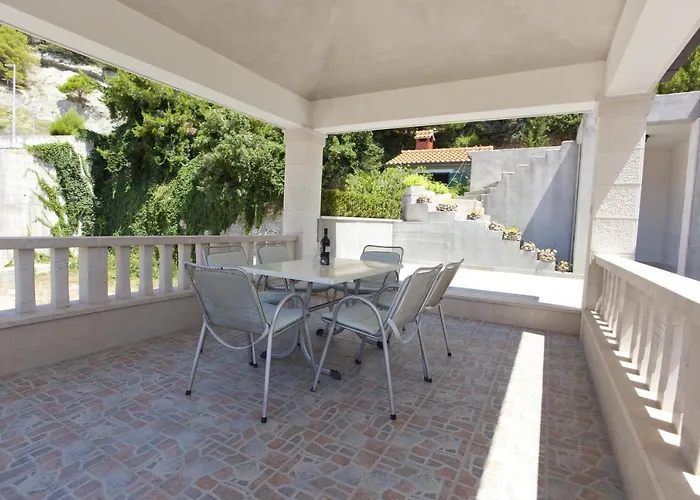 Vendégház Triple 6056a 3*